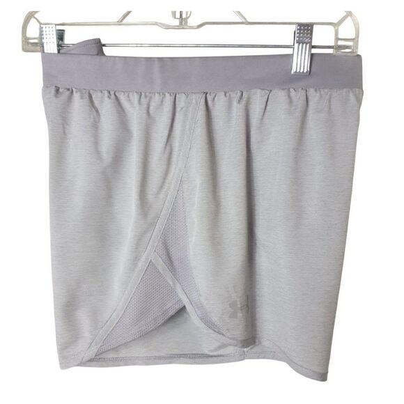 Under Armour Women's UA Shorts Large Fly By Silver Grey HeatGear Lg NWOT - Picture 4 of 9
